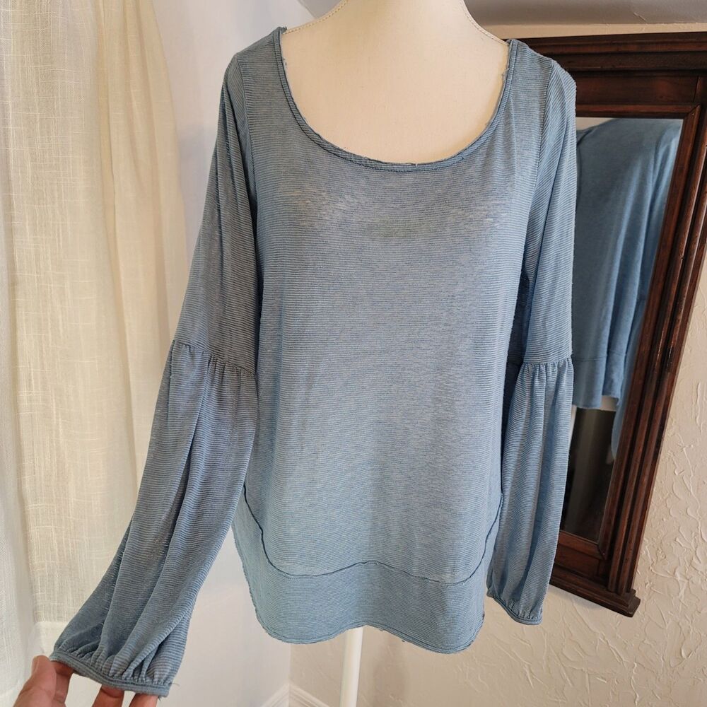 FREE PEOPLE Blue Sheer Knit Top Distressed Raw Hem Bell Sleeve Keyhole Back L